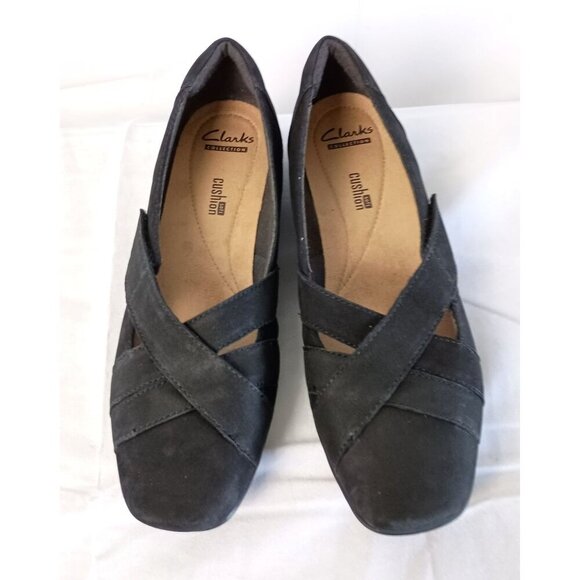 Clarks Cushion Soft Black Suede Loafers Size 9 Slip-On Comfort Flats Shoes - Picture 1 of 9